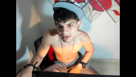 Snapshot of jesshot_bigcock chatting on 06.05.26 jesshot_bigcock online show from 06.05.26