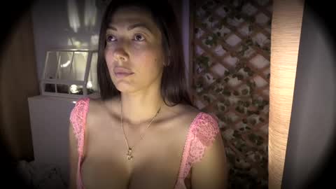 Jessica Gomez online show from 04.28.26