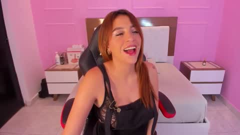  J E S S I  online show from 10.21.25