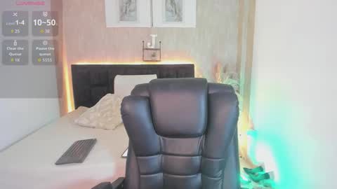 Jessi online show from 11.18.25