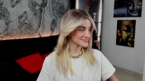 Jessica  online show from 04.10.26