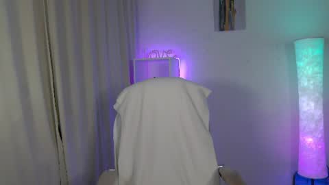 Snapshot of jessica_rays chatting on 07.21.26 Jessica online show from 07.21.26