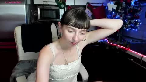 Snapshot of jessicaforris chatting on 12.10.24 jessicaforris online show from 12.10.24