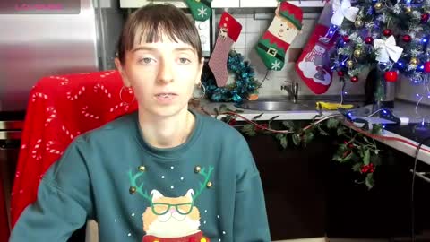 Snapshot of jessicaforris chatting on 12.14.24 jessicaforris online show from 12.14.24