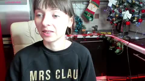 Snapshot of jessicaforris chatting on 12.16.24 jessicaforris online show from 12.16.24