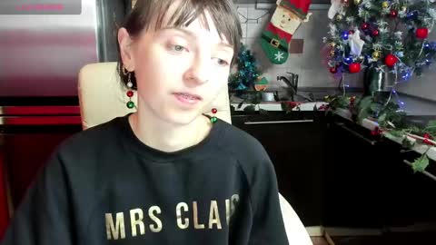 Snapshot of jessicaforris chatting on 12.21.24 jessicaforris online show from 12.21.24