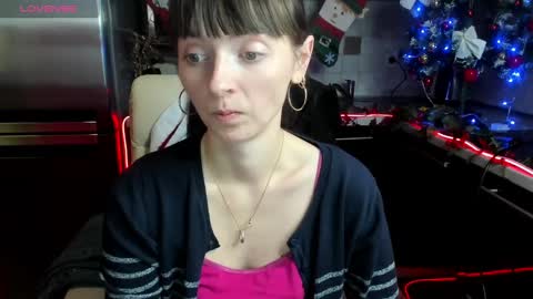 Snapshot of jessicaforris chatting on 12.28.24 jessicaforris online show from 12.28.24