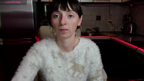 Snapshot of jessicaforris chatting on 01.11.25 jessicaforris online show from 01.11.25