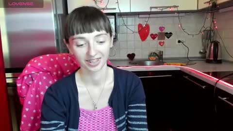 Snapshot of jessicaforris chatting on 02.05.25 jessicaforris online show from 02.05.25