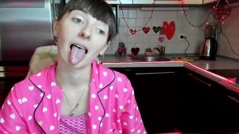 Snapshot of jessicaforris chatting on 02.14.25 jessicaforris online show from 02.14.25