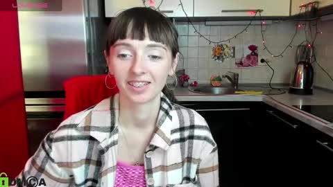 Snapshot of jessicaforris chatting on 03.04.25 jessicaforris online show from 03.04.25