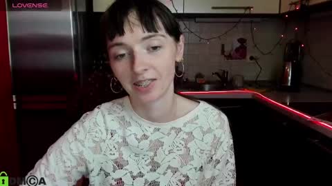 Snapshot of jessicaforris chatting on 03.07.25 jessicaforris online show from 03.07.25