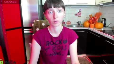 Snapshot of jessicaforris chatting on 09.21.25 jessicaforris online show from 09.21.25