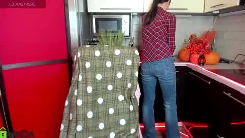 jessicaforris online show from 11.03.25