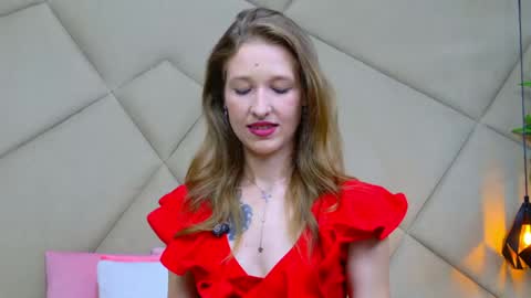 Snapshot of jessicagibson chatting on 04.29.26 Jessica online show from 04.29.26