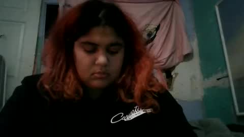 Snapshot of jessicarabbits4 chatting on 12.18.24 dovedianna online show from 12.18.24