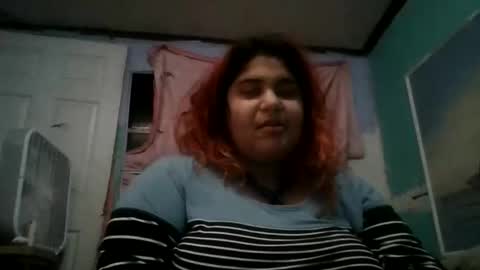 Snapshot of jessicarabbits4 chatting on 01.05.25 dovedianna online show from 01.05.25