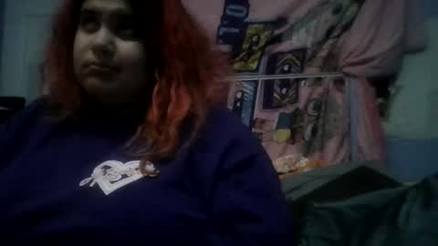 Snapshot of jessicarabbits4 chatting on 01.13.25 dovedianna online show from 01.13.25