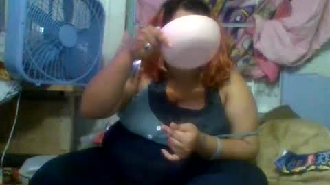 Snapshot of jessicarabbits4 chatting on 09.20.25 dovedianna online show from 09.20.25