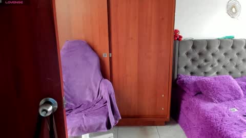 Snapshot of jessicarobbit chatting on 01.09.25 jessicarobbit online show from 01.09.25