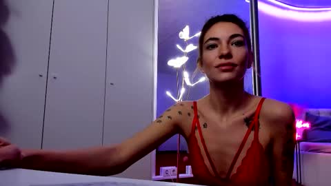 Snapshot of jessicasky_ chatting on 09.25.25 Jessy online show from 09.25.25