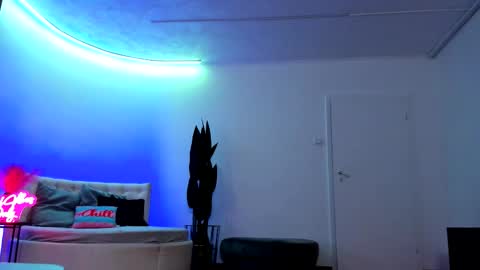 Snapshot of jessicasky_ chatting on 09.26.25 Jessy online show from 09.26.25