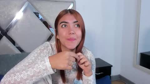 Snapshot of jessicatorres7 chatting on 10.28.25 Call me jessi online show from 10.28.25