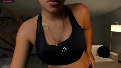 JESS online show from 10.17.25