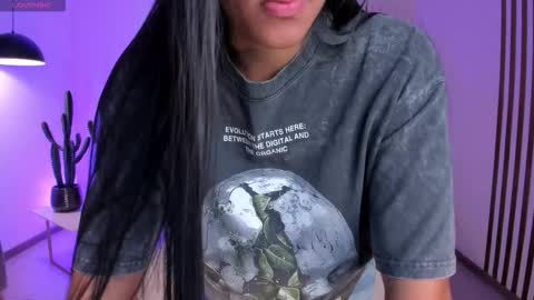 JESS online show from 11.17.25