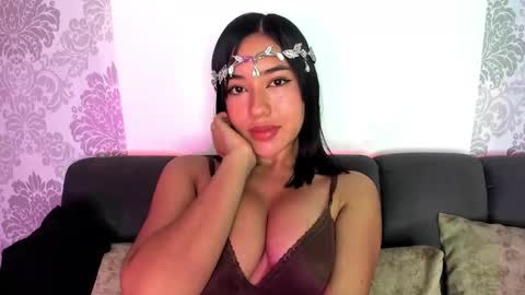 Snapshot of jessicaysean chatting on 10.27.25 Jessica online show from 10.27.25