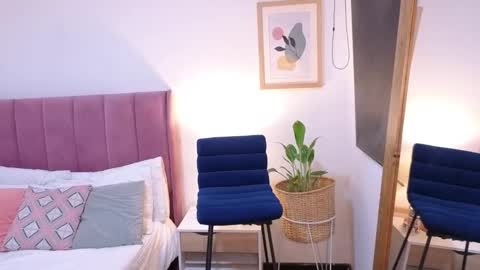 Snapshot of jessie__02 chatting on 01.17.25 Jess online show from 01.17.25