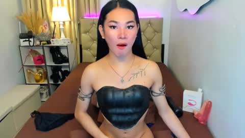 Snapshot of jessie_empress chatting on 02.20.25 Your naughty Jessie online show from 02.20.25