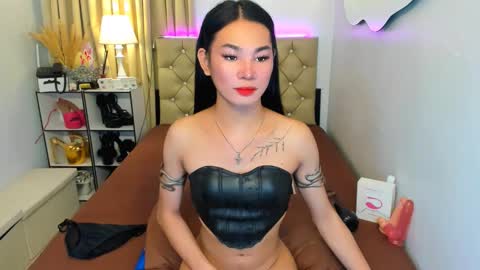 Snapshot of jessie_empress chatting on 02.20.25 Your naughty Jessie online show from 02.20.25