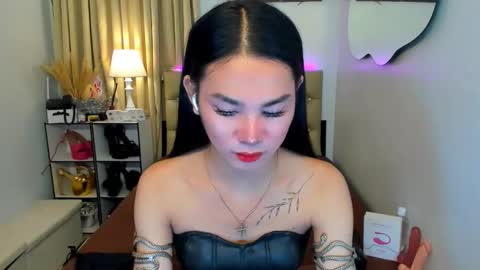 Snapshot of jessie_empress chatting on 02.22.25 Your naughty Jessie online show from 02.22.25