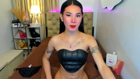 Snapshot of jessie_empress chatting on 02.23.25 Your naughty Jessie online show from 02.23.25