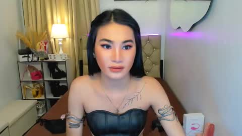 Snapshot of jessie_empress chatting on 03.12.25 Your naughty Jessie online show from 03.12.25