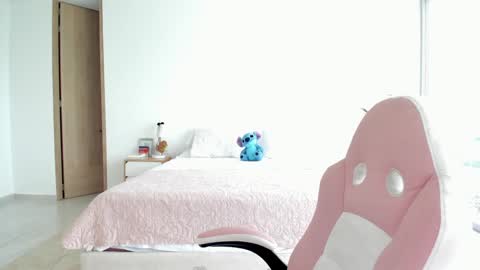    online show from 12.22.24