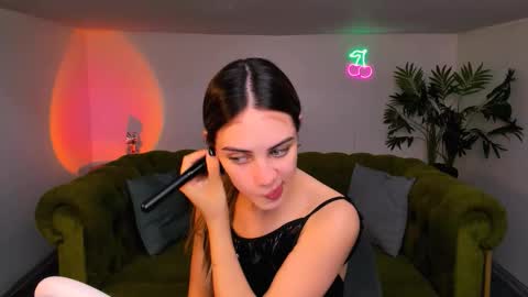 Jesskats online show from 10.02.25