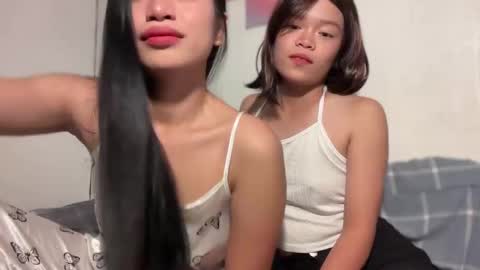 Snapshot of jessy_fox888 chatting on 11.04.25 Jessy online show from 11.04.25