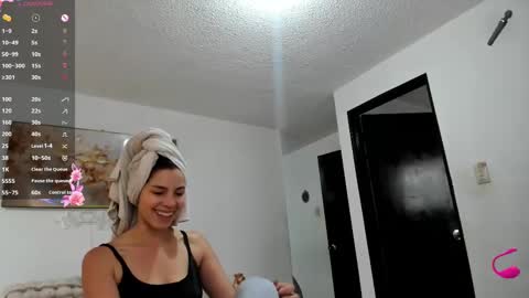 Snapshot of jessye_golden chatting on 03.04.25 jessye_golden online show from 03.04.25