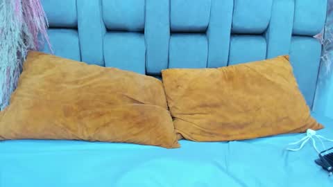 JESSY CORTES online show from 04.02.26