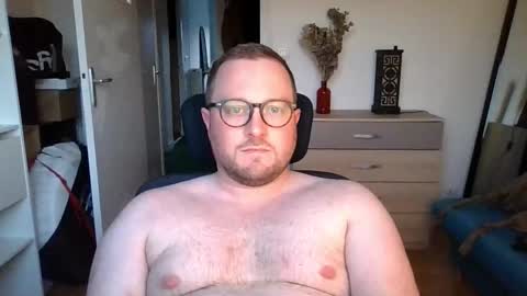 jeuneloup92 online show from 09.24.25