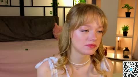 Gwen online show from 03.08.26