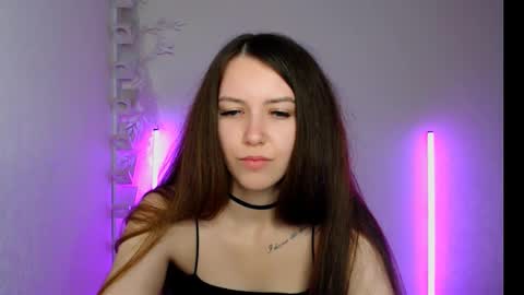 Snapshot of jewelrosse chatting on 10.28.25 Jewel online show from 10.28.25