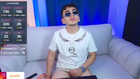 jey keler online show from 10.29.25