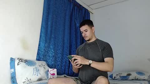 Juan David online show from 02.11.25