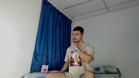 Juan David online show from 02.17.25