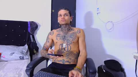 Snapshot of jeykob_23 chatting on 11.01.25 JEYKOB online show from 11.01.25