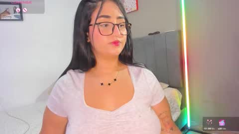 Snapshot of jhacky_sweet chatting on 10.13.25 jhackelin My independent account online show from 10.13.25