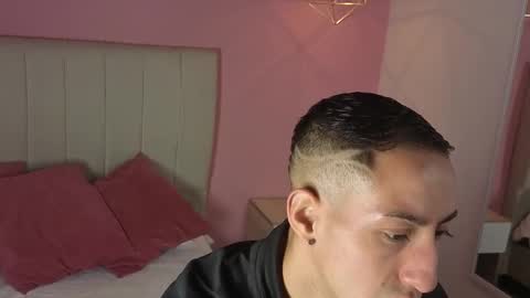 Snapshot of jhan_vassilis chatting on 03.14.26 Jhan online show from 03.14.26